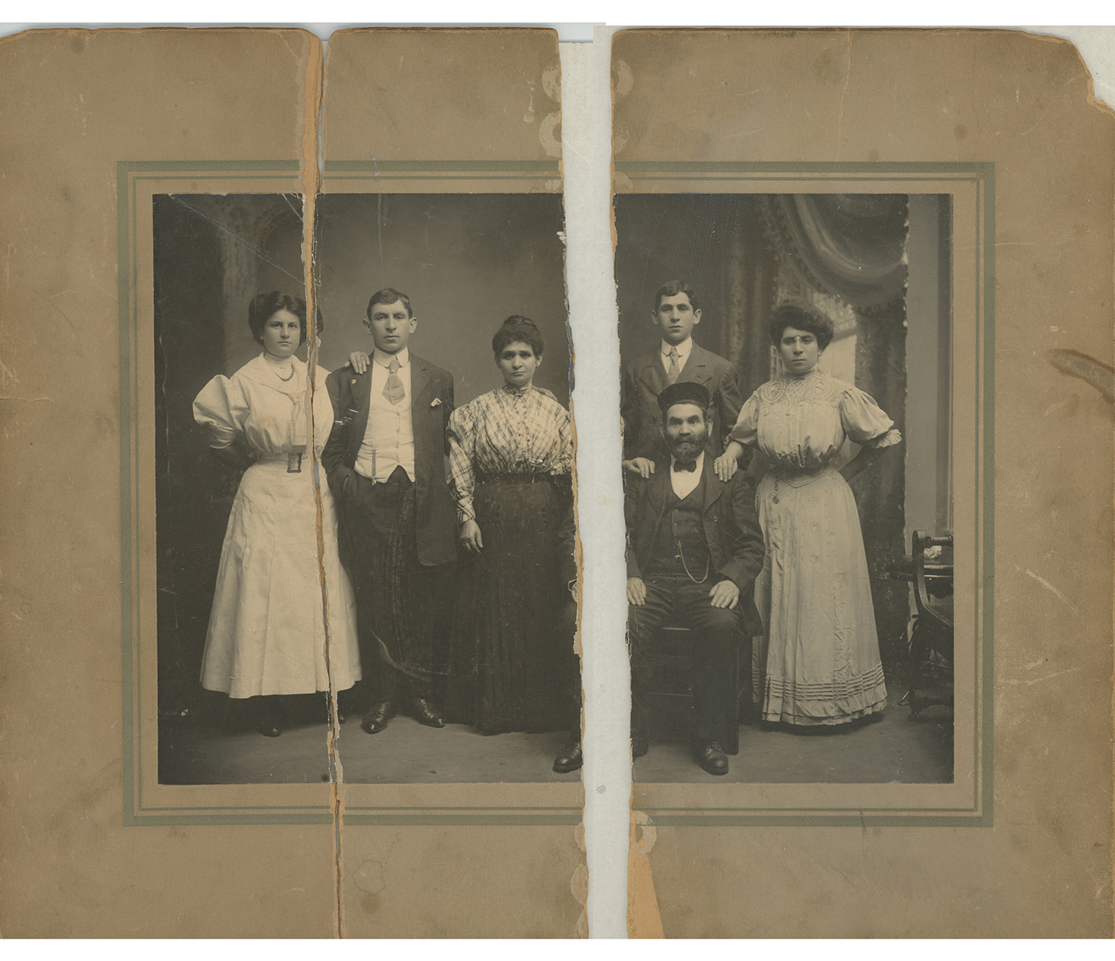 Photo restoration; frame 1