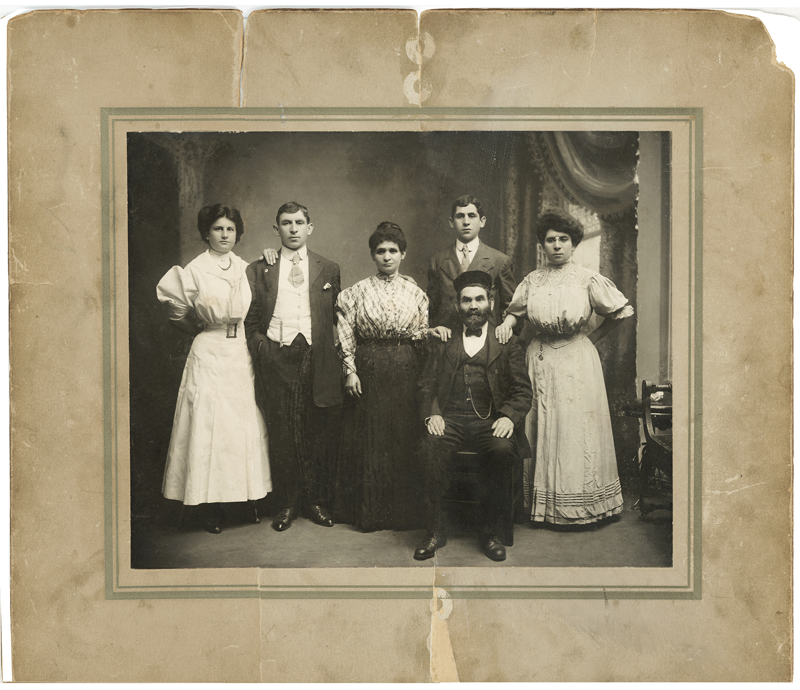 Photo restoration; frame 3